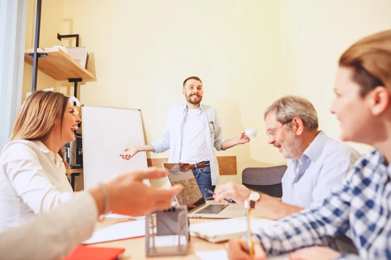 Kako organizirati uspešno delavnico za svojo ekipo