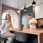 Dekorativni kamen: Eleganca narave v vašem domu in vrtu